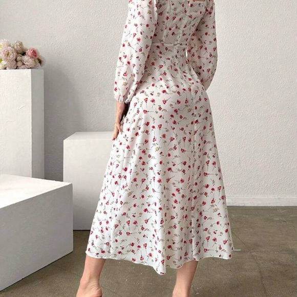 Mulvari Women's Floral Printed Long Sleeve Square Neck Vacation Dress - Picture 5 of 5